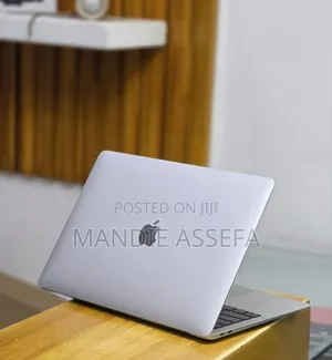 New Laptop Apple MacBook Air 2020 M1 8GB Apple M1 SSD 256GB