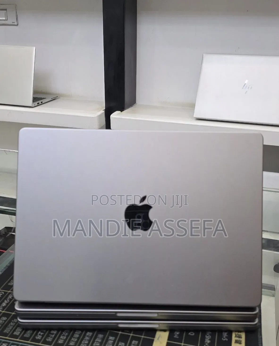New Laptop Apple MacBook Pro 2021 M1 16GB Apple M1 Pro SSD 512GB