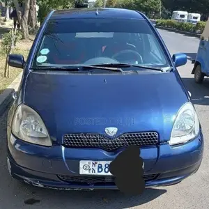 Toyota Vitz 2001 Blue
