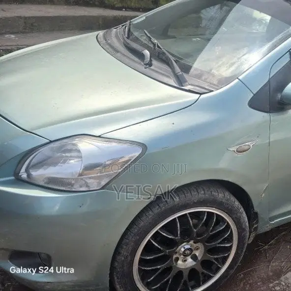 Toyota Yaris 2006