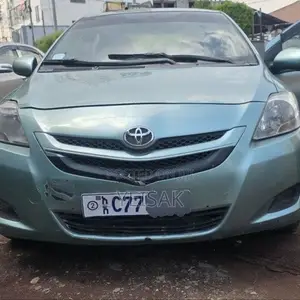 Toyota Yaris 2006