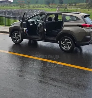 Toyota Rush 2022 Gray