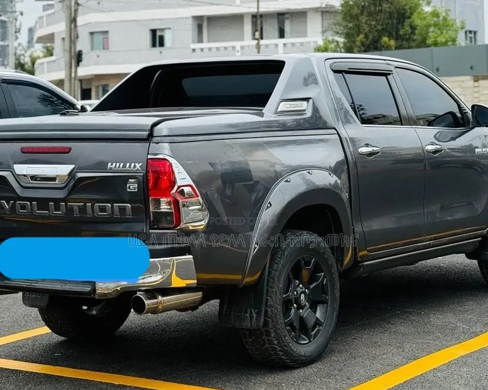 Toyota Hilux 2019 Purple