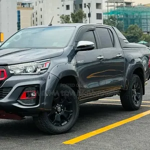 Toyota Hilux 2019 Purple