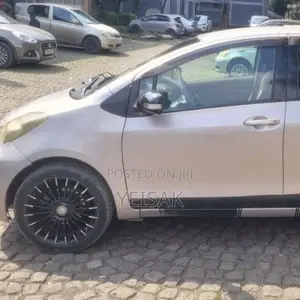Toyota Yaris 2010