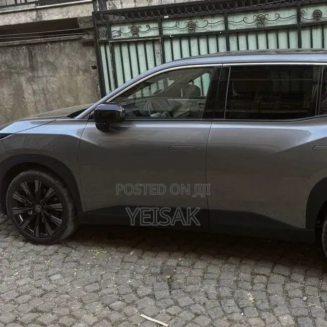 Toyota bZ3 2025 Gray