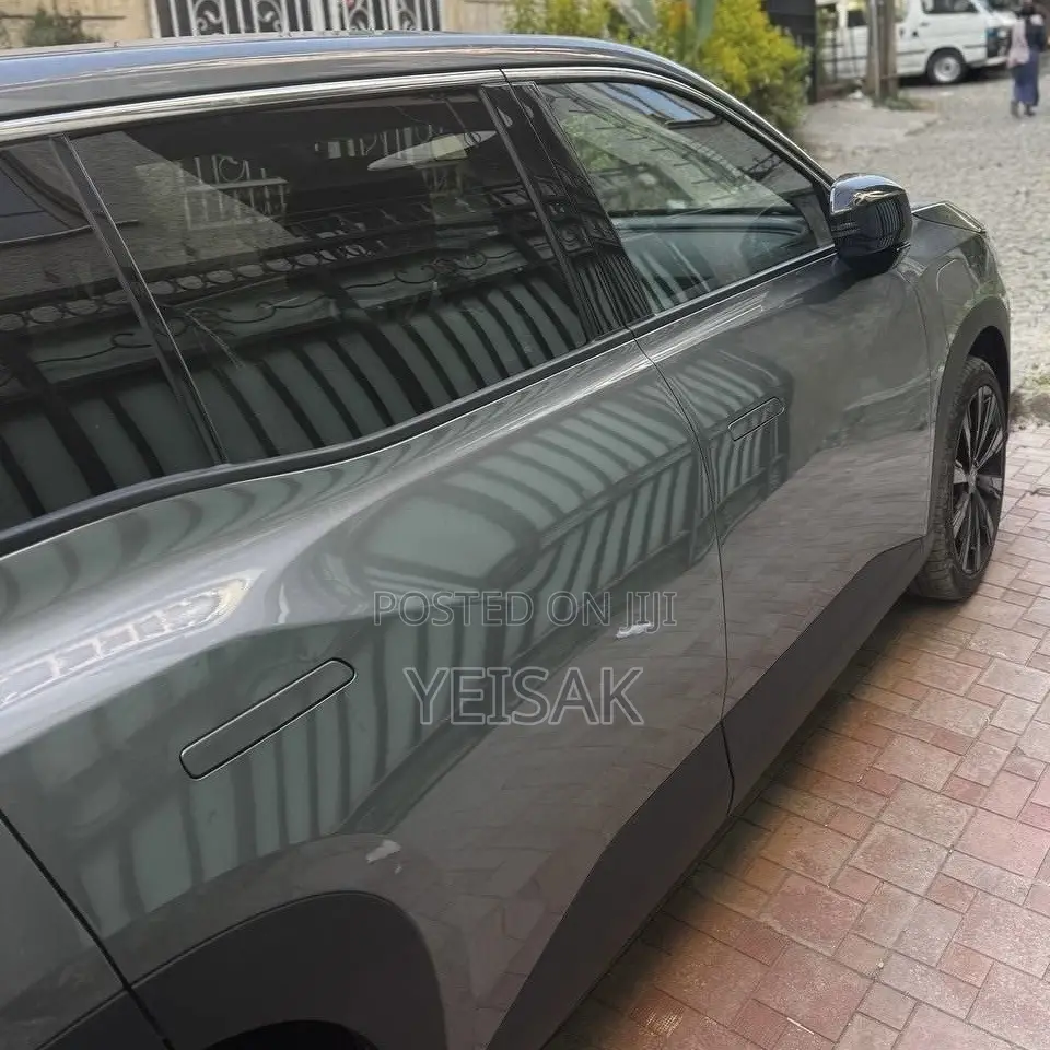 Toyota bZ3 2025 Gray