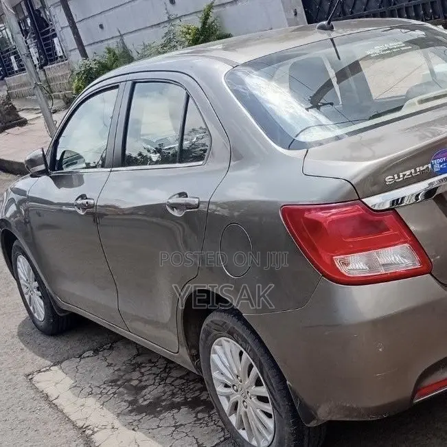 Suzuki Dzire 2022 Gray