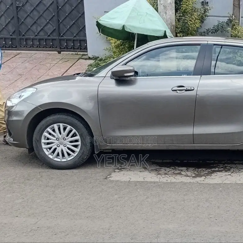 Suzuki Dzire 2022 Gray