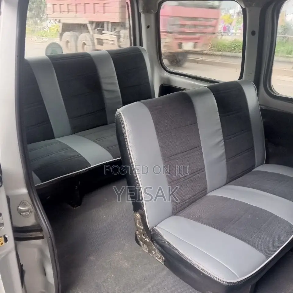 Suzuki APV Minibus 2023 Silver