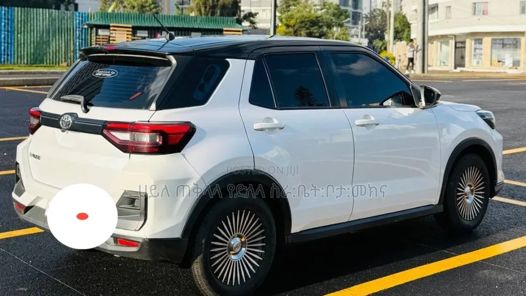 Toyota Raize 2022 Purple