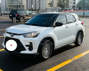 Toyota Raize 2022 Purple