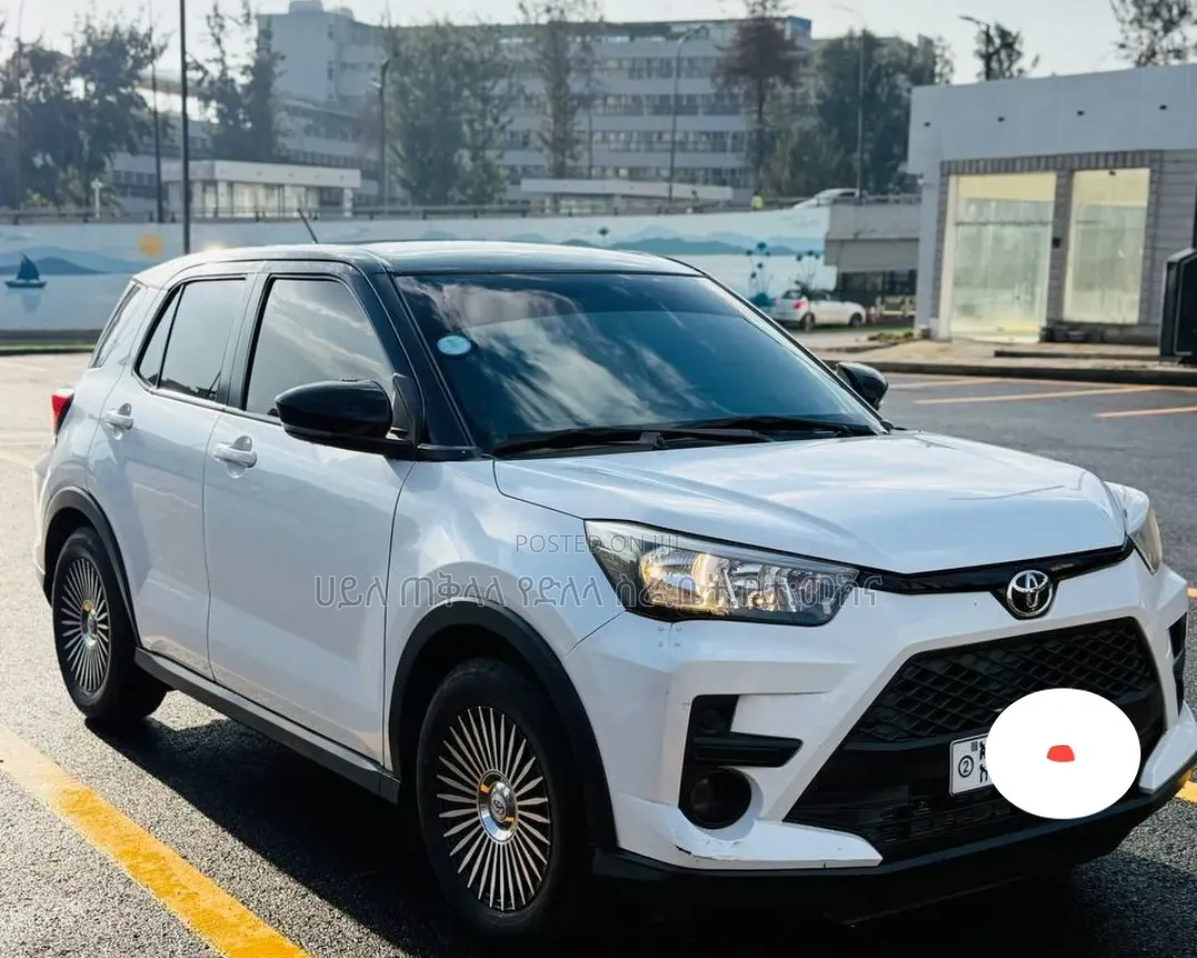 Toyota Raize 2022 Purple