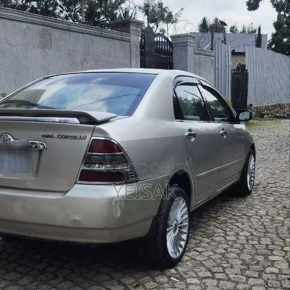 Toyota Corolla 2003 Silver