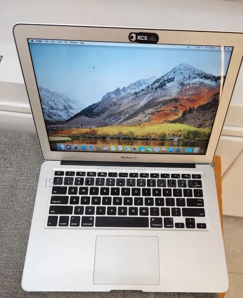Laptop Apple MacBook Air 2017 8GB Intel Core i5 SSD 256GB