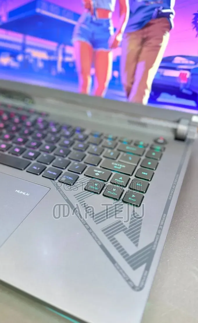 New Laptop Asus ROG Strix G16 16GB Intel Core i9 SSD 1T