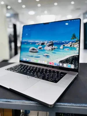 New Laptop Apple MacBook Pro 2021 M1 16GB Apple M1 SSD 512GB