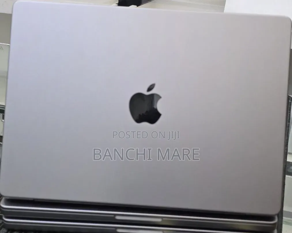 New Laptop Apple MacBook Pro 2021 M1 16GB Apple M1 Pro SSD 512GB