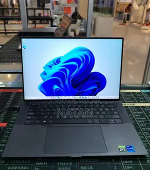New Laptop Dell Precision 5680 16GB Intel Core i7 SSD 512GB