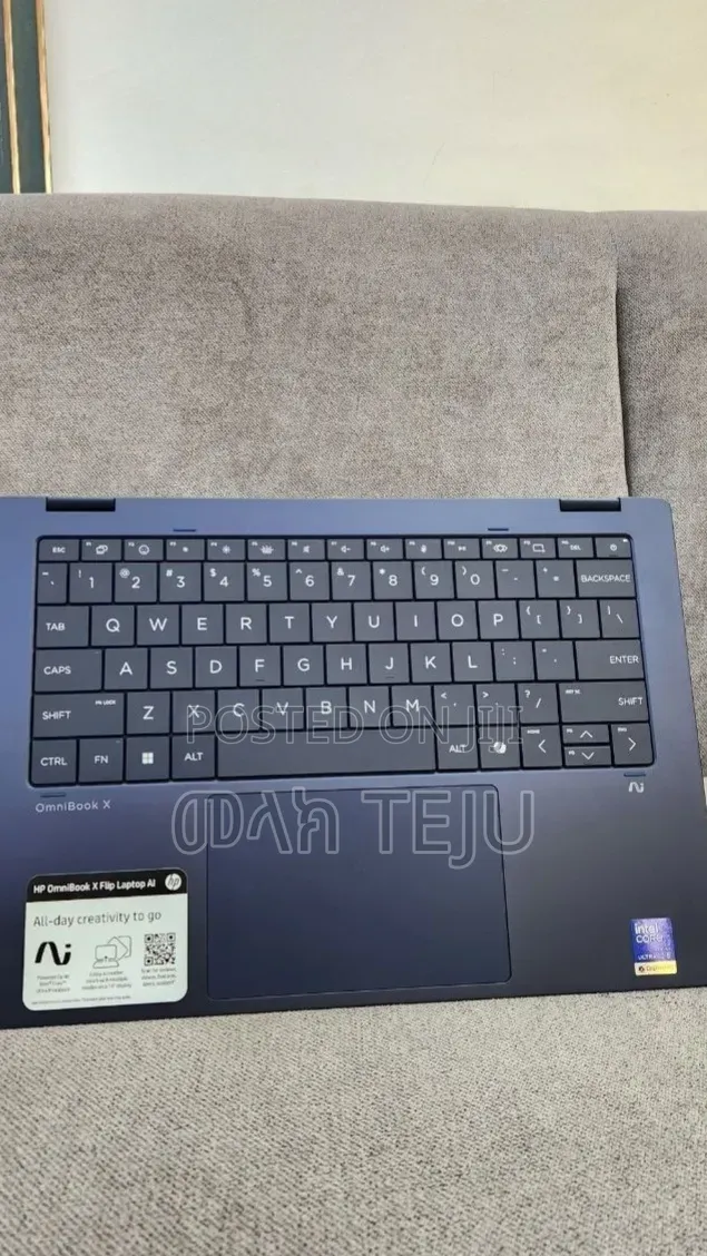 New Laptop HP OmniBook 5 Flip 16GB Intel Core Ultra 5 SSD 512GB