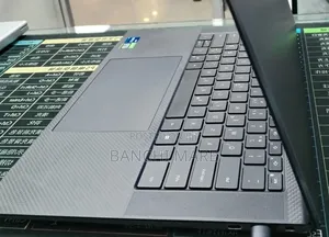 New Laptop Dell Precision 5560 16GB Intel Core i7 SSD 512GB