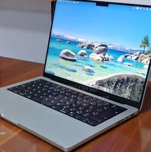 New Laptop Apple MacBook Pro 2024 M4 16GB Apple M4 SSD 512GB
