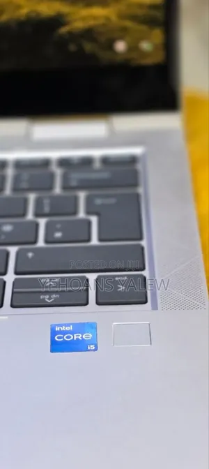 New Laptop HP EliteBook 830 G8 16GB Intel Core i5 SSD 1T
