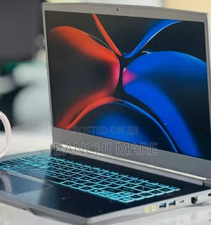 New Laptop MSI GF75 Thin 16GB AMD Ryzen 5 SSD 512GB