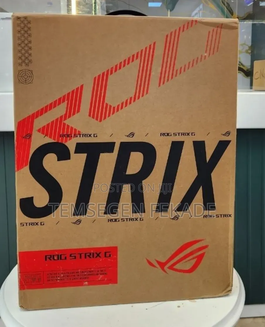New Laptop Asus ROG Strix G18 32GB Intel Core Ultra 9 SSD 2T