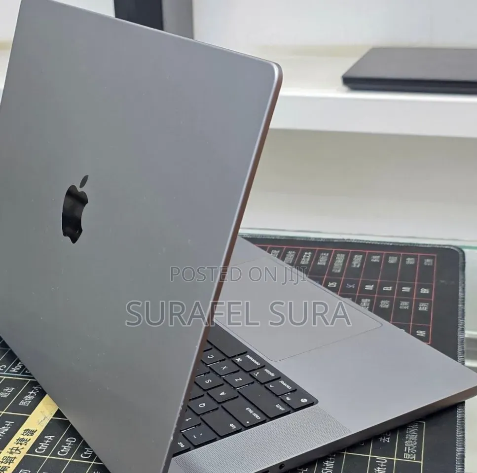 New Laptop Apple MacBook Pro 2021 M1 Max 32GB Apple M1 Max SSD 1T