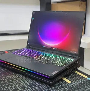 New Laptop Lenovo Legion Pro 7 48GB Intel Core i9 SSD 1T