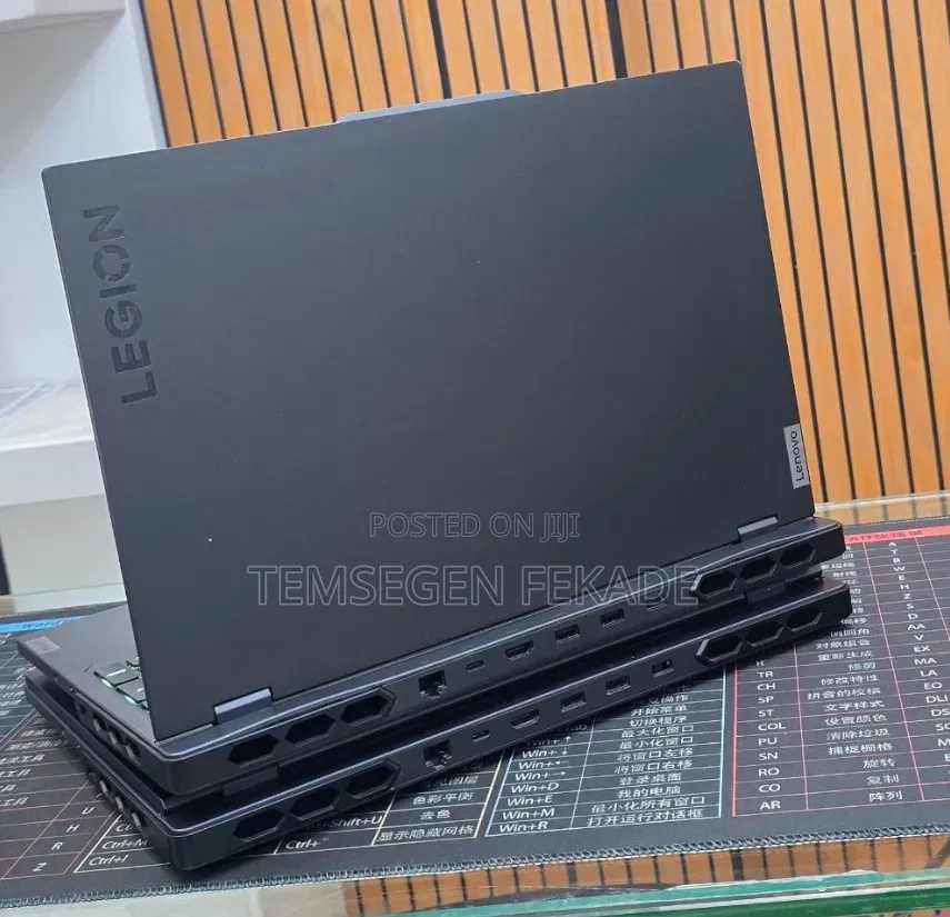 New Laptop Lenovo Legion Pro 7 48GB Intel Core i9 SSD 1T
