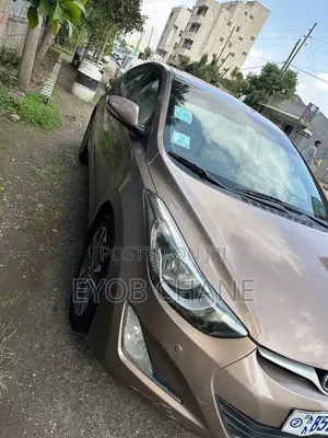 Hyundai Avante 2015 Brown