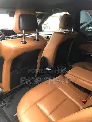 Mercedes-Benz E200 2013 Silver