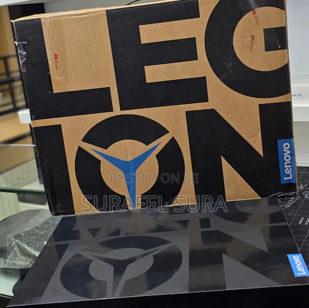 New Laptop Lenovo Legion 5 32GB AMD Ryzen 9 SSD 1T