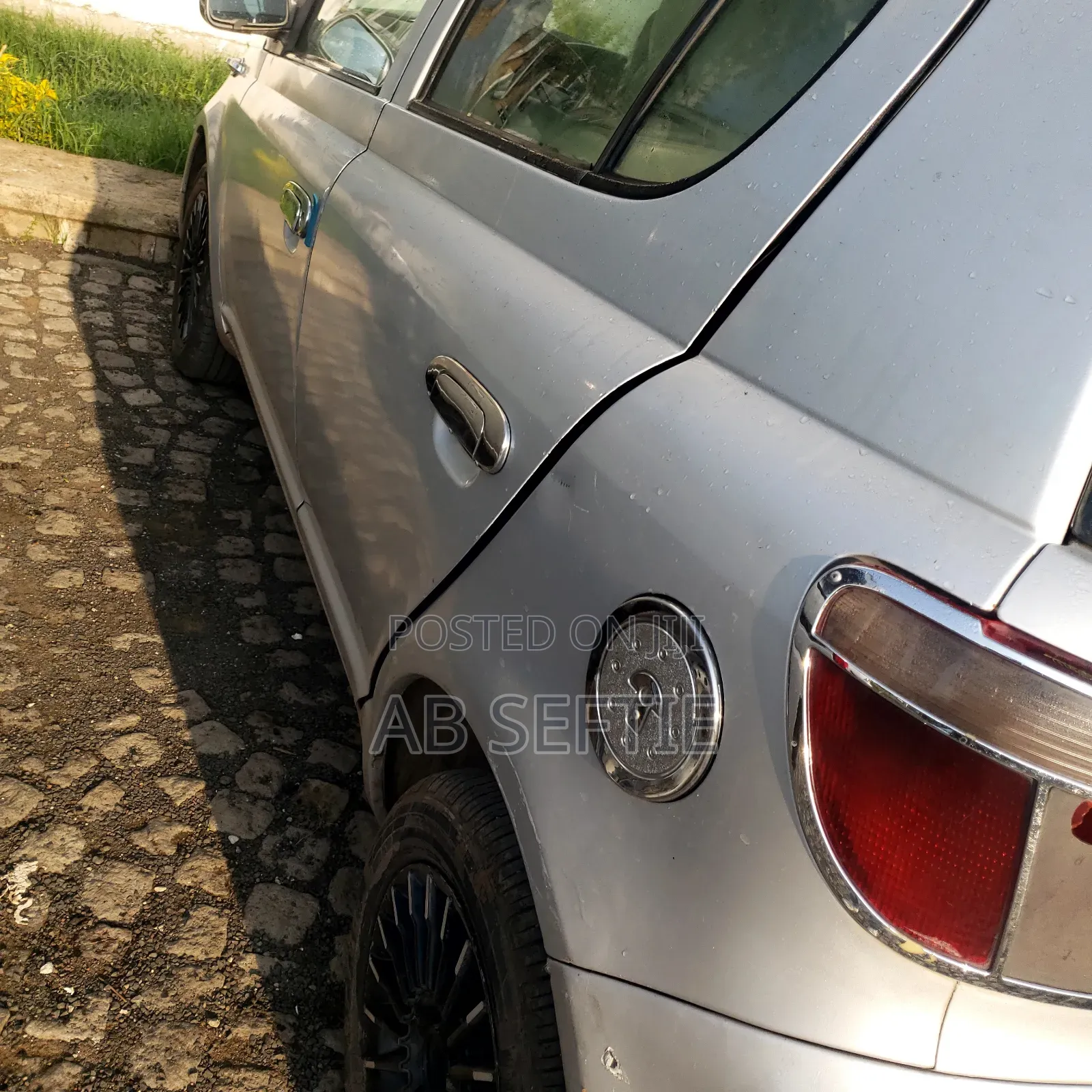 Toyota Vitz 2001 Silver