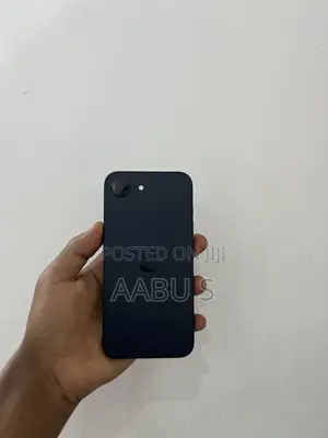 New Apple iPhone 16e 128 GB Black
