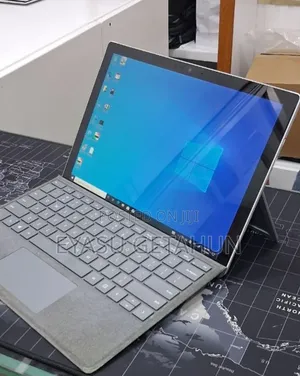 New Laptop Microsoft Surface Pro 6 8GB Intel Core i5 SSD 256GB