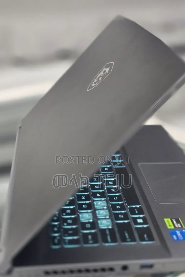 New Laptop MSI MSI Sword 15 16GB Intel Core i5 SSD 1T