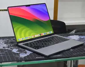 New Laptop Apple MacBook 8GB SSD 512GB