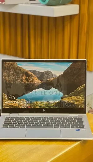New Laptop HP EliteBook 830 G8 16GB Intel Core i5 SSD 512GB