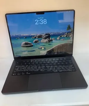 New Laptop Apple MacBook Pro 2024 M4 16GB Apple M4 Pro SSD 512GB