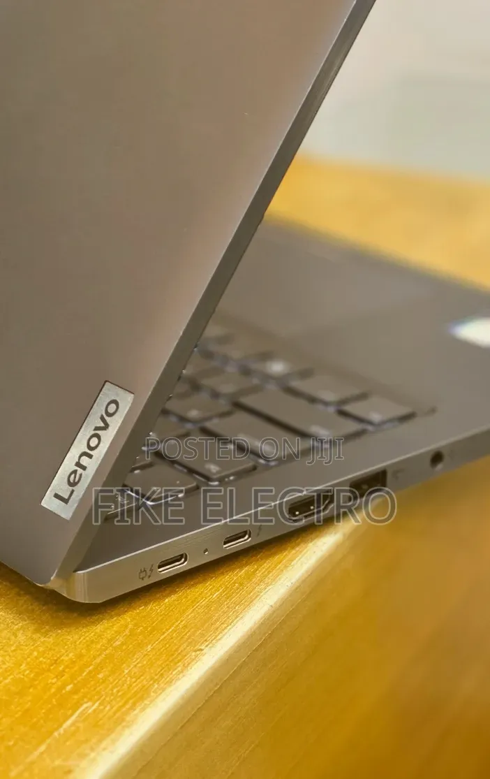 New Laptop Lenovo ThinkPad T14s Gen 2 16GB Intel Core i7 SSD 512GB