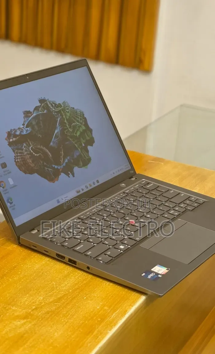 New Laptop Lenovo ThinkPad T14s Gen 2 16GB Intel Core i7 SSD 512GB