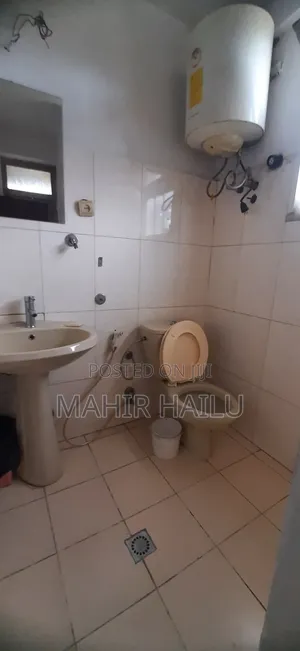 3bdrm Villa in Real, Bole for sale