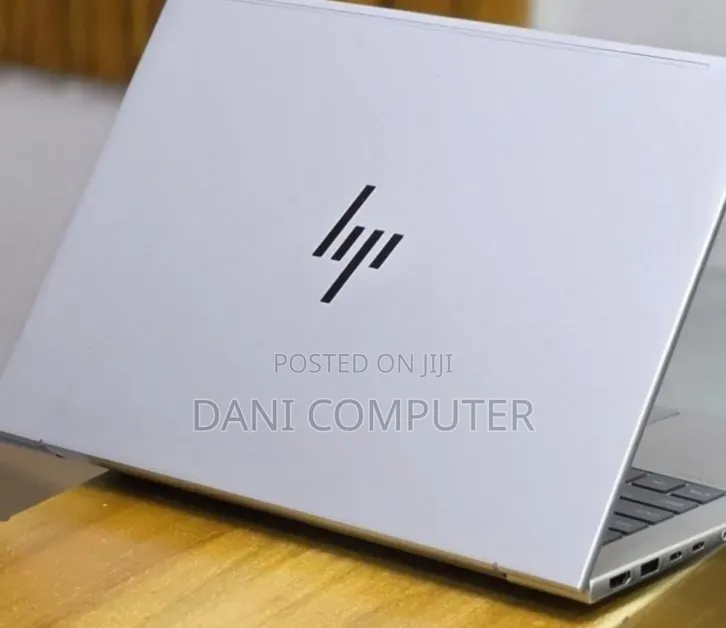 New Laptop HP EliteBook 640 G11 16GB Intel Core Ultra 5 SSD 512GB