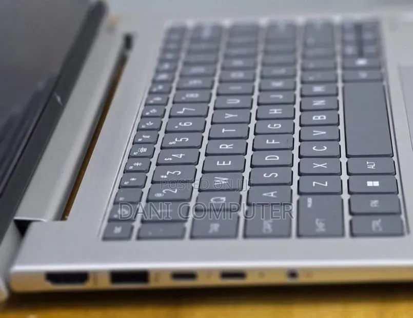 New Laptop HP EliteBook 640 G11 16GB Intel Core Ultra 5 SSD 512GB