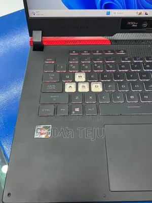 New Laptop Asus ROG G703 16GB AMD Ryzen 9 SSD 512GB