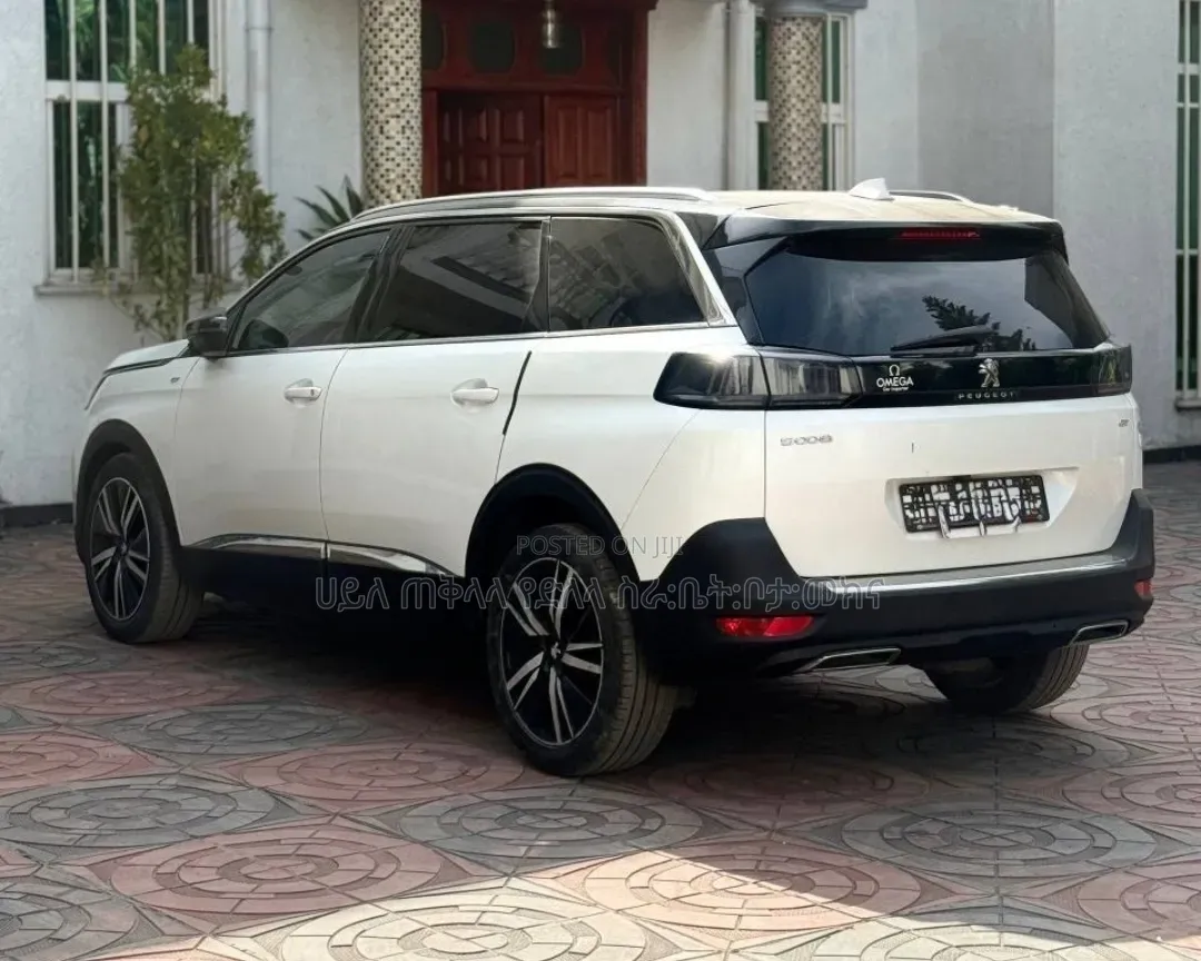 Peugeot 5008 2021 Ivory