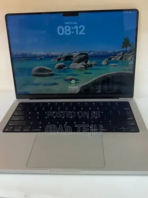 New Laptop Apple MacBook Pro 2023 M3 8GB Apple M3 SSD 512GB